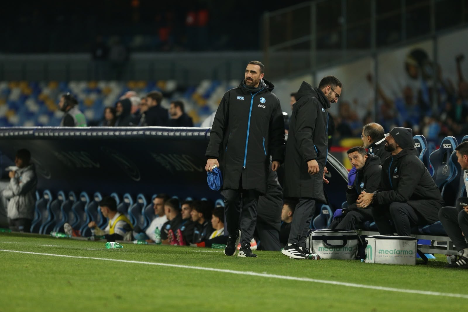 Marco Di Lullo, fisioterapista SSC Napoli, a bordo campo allo stadio Maradona